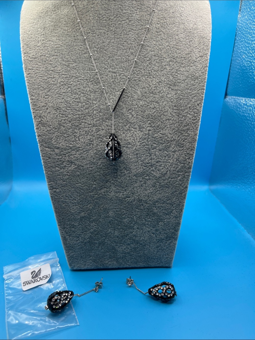 Swarovski Silver-Tone Necklace with Black Crystal Teardrop Pendant and earrings